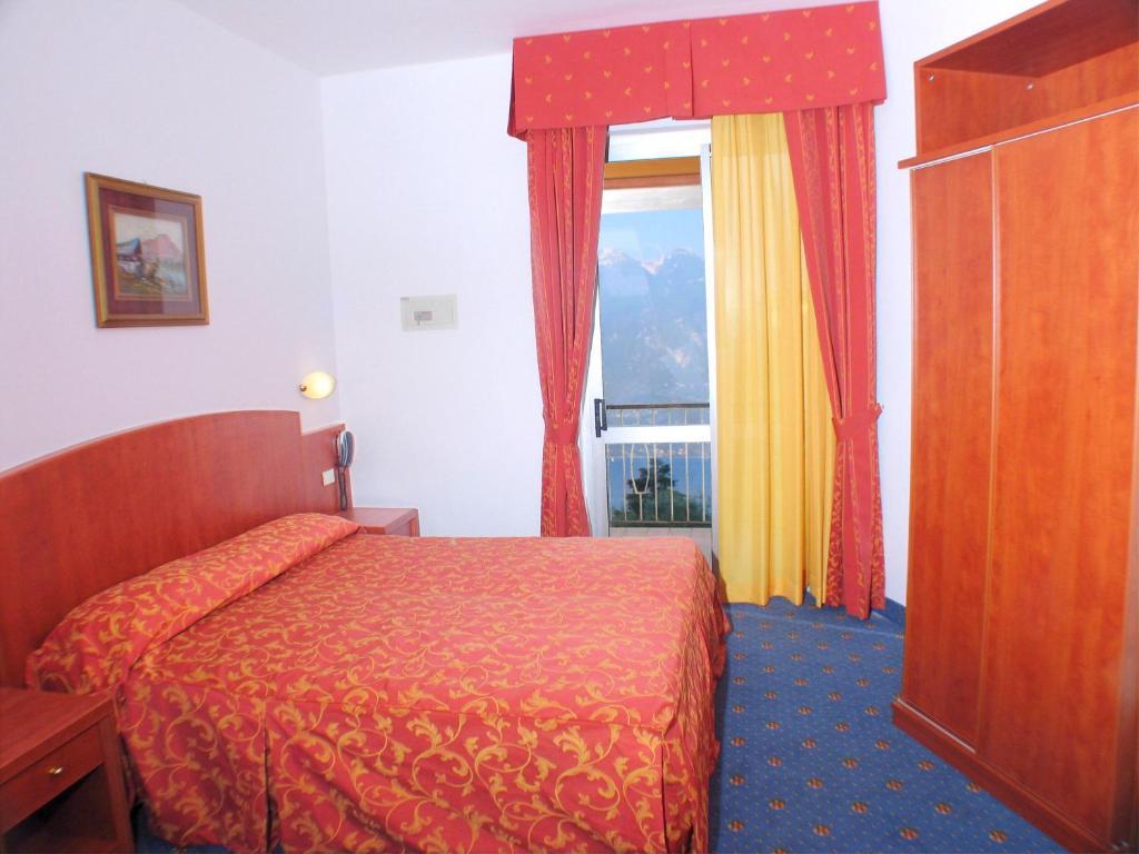 Hotel Garden Limone sul Garda Room photo