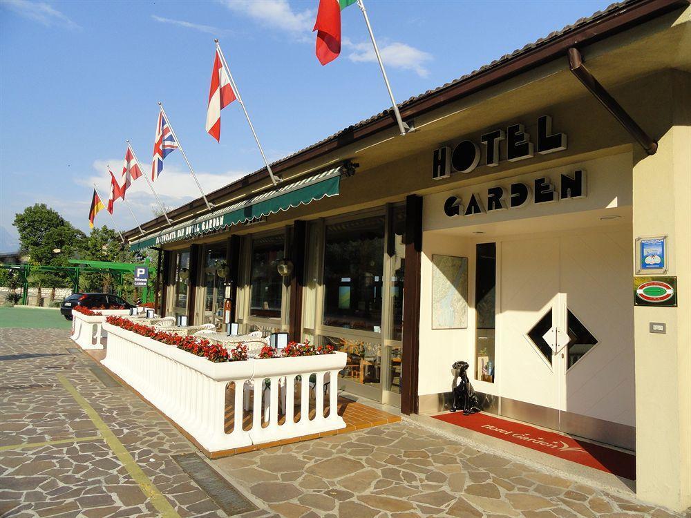 Hotel Garden Limone sul Garda Exterior photo