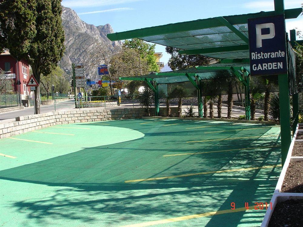 Hotel Garden Limone sul Garda Exterior photo