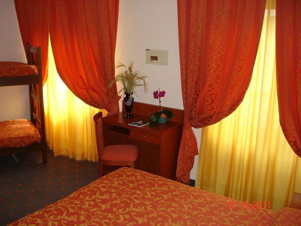 Hotel Garden Limone sul Garda Exterior photo